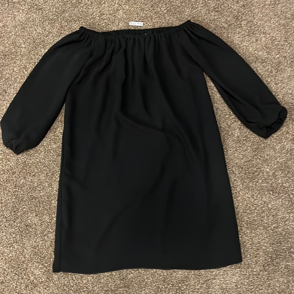 XS off the shoulder Wilfred dress